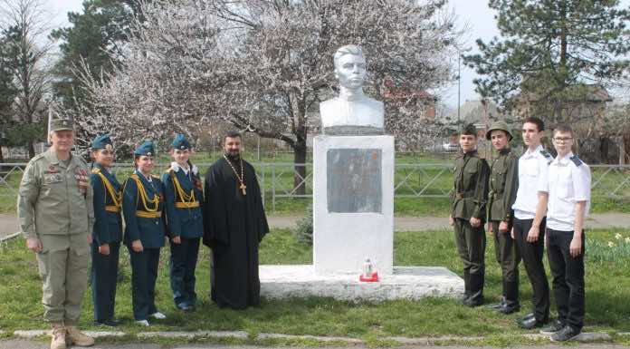 Учащиеся средней школы № 14 приняли участие в акции «Свеча памяти»