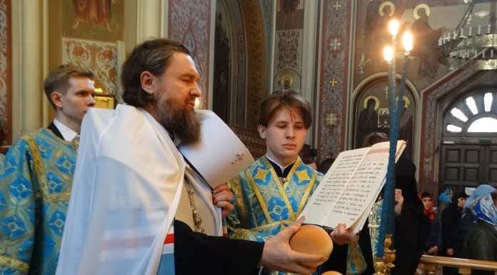 Митрополит Григорий совершил Всенощное бдение в канун праздника Благовещения
