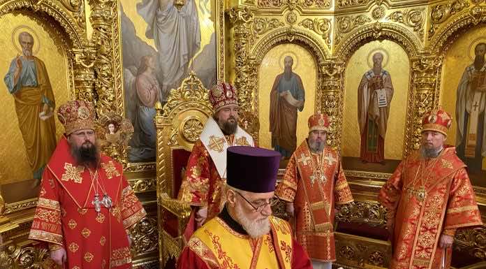 С праздником Пасхи митрополита Григория поздравили архиереи Кубанской митрополии