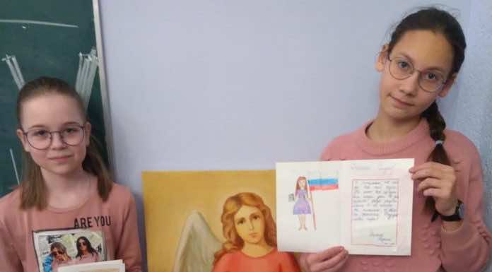 Воспитанники воскресной школы готовили рисунки в подарок для бойцов Российской армии