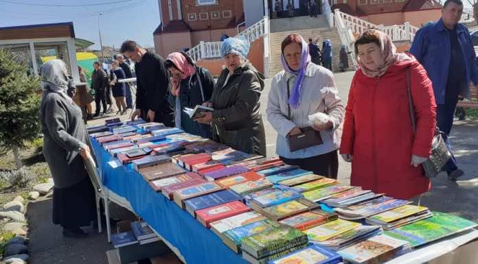 В храме Вознесения Господня в посёлке Пашковском прошла выставка-продажа православной книги