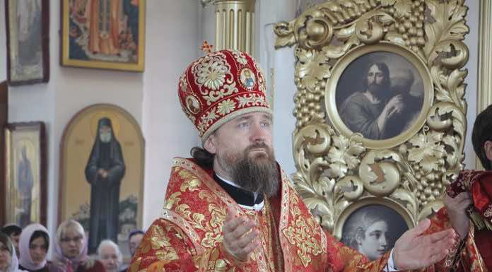 Митрополит Григорий совершил Литургию в Свято-Георгиевском храме поселка Афипский