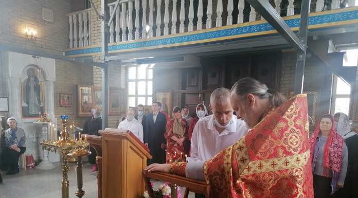 В храме свт. Спиридона Тримифунтского за Литургией молились пациенты Северского психо-неврологического интерната