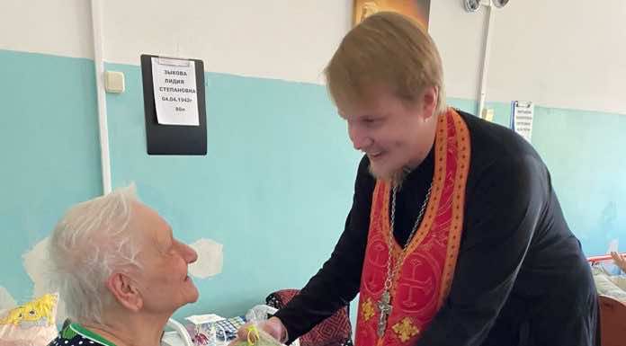 Учащиеся воскресной школы храма Вознесения Господня и сёстры сестричества храма посетили хоспис