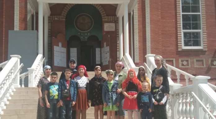 В храме Вознесения Господня прошла экскурсия для учащихся школы