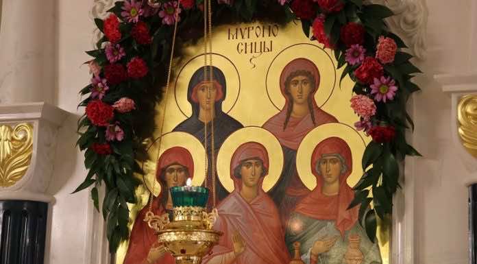 Видеосюжет: Престольный праздник в честь св.Жен-Мироносиц прошел в храме Рождества Христова