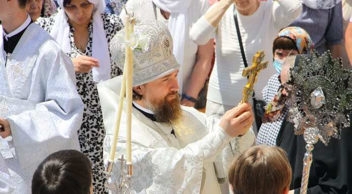 Храм Вознесения Господня в поселке Пашковский отметил престольный праздник с митрополитом Григорием