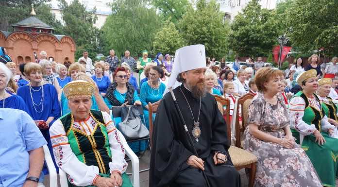 Митрополит Григорий приветствовал участников фестиваля «Троицыно утро»
