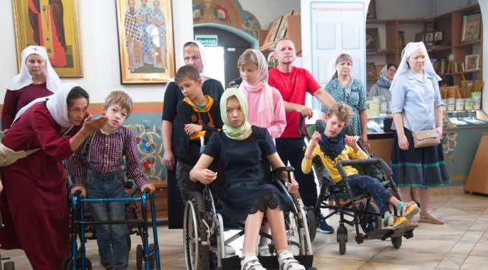 В храме Святителя Николая прошло мероприятие для детей с особенностями