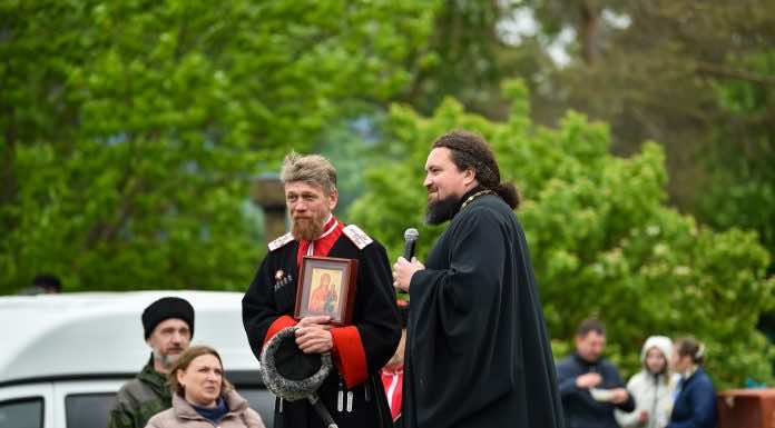 По благословению митрополита Григория прошли образовательные мероприятия и конные соревнования «Кубок Георгиевская сотня»