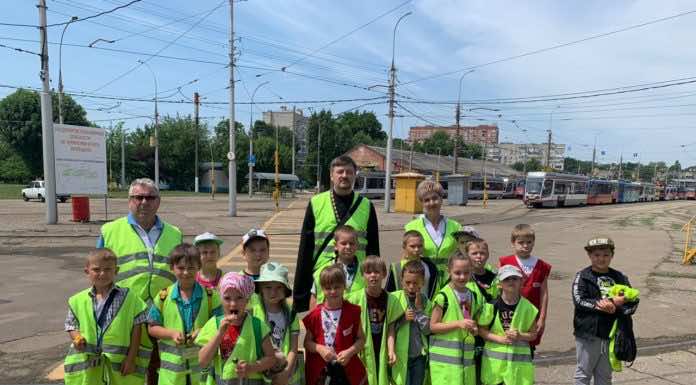 Священник и ученики воскресной школы приняли участие в экскурсии