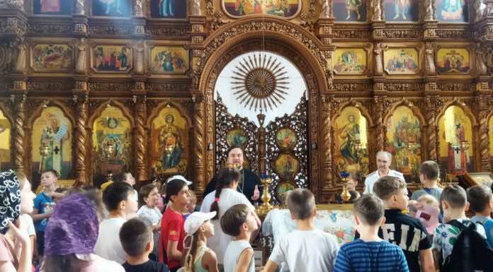 Учащиеся школы № 49 посетили Покровский храм с экскурсией