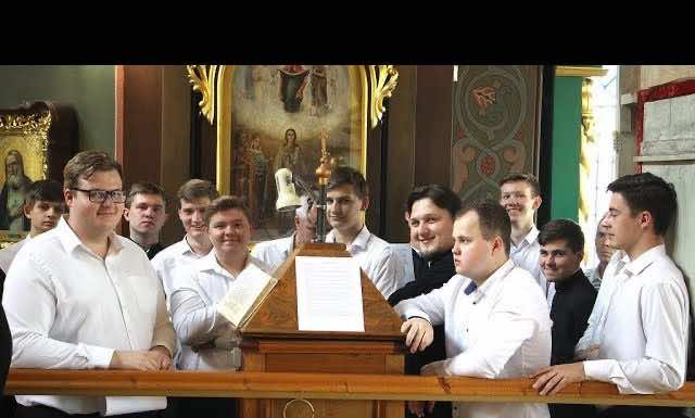 Видеосюжет: митрополит Григорий возглавил выпускной акт в Екатеринодарской духовной семинарии