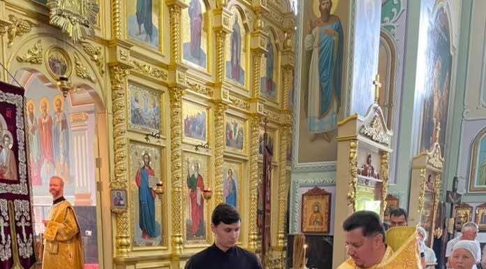 Благотворительность в храме апостола Андрея Первозванного ст. Новотитаровской