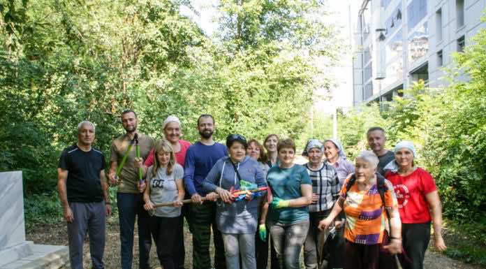 Субботник на Всесвятском кладбище