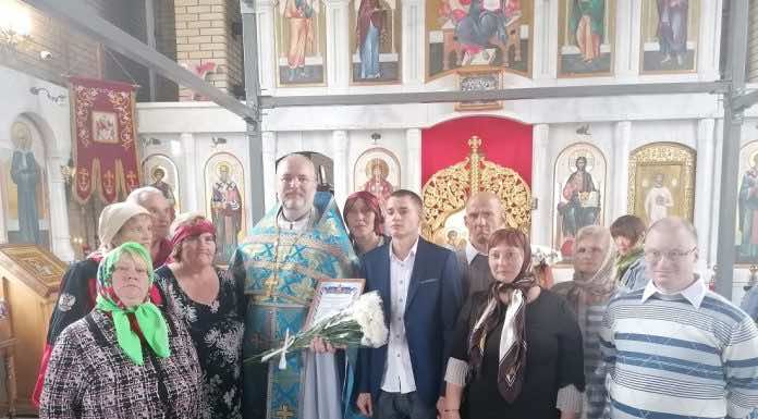 В Спиридоньевском храме станицы Северской приступили к Таинствам пациенты психо-неврологического интерната