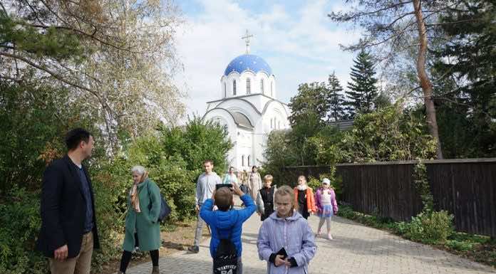 Подворье женского монастыря «Всецарица» посетили школьники