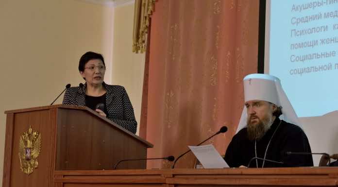 На секции по социальному служению XХVIII Кирилло-Мефодиевских чтений рассмотрели актуальные вопросы помощи семье