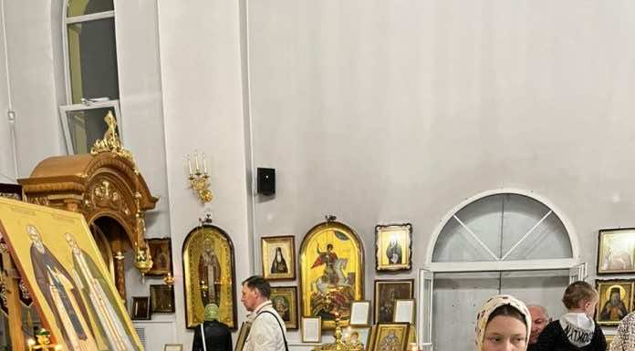 Храм Святителя Николая Чудотворца в микрорайоне Гидростроителей пополнился новыми иконами