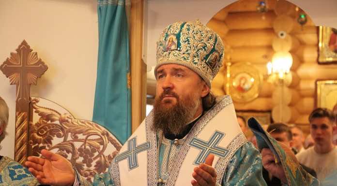 Митрополит Григорий совершил Литургию в храме иконы Божией Матери «Скоропослушница» в престольный день