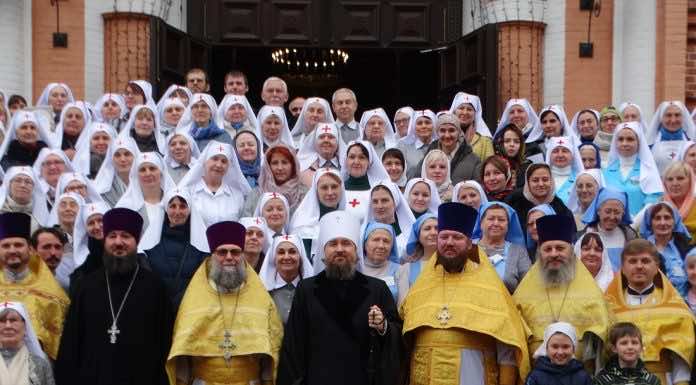 Митрополит Григорий совершил первую Литургию Ассоциации сестричеств милосердия Екатеринодарской епархии