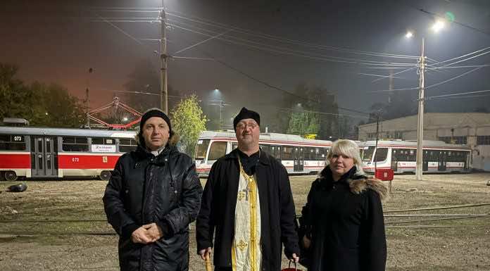 Священник совершил молебен в Западном трамвайном депо Краснодара