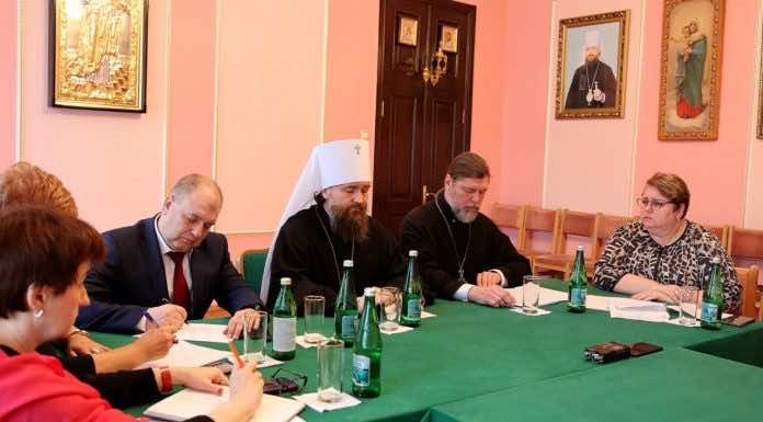 Видеосюжет. Митрополит Григорий возглавил заседание Оргкомитета конкурса «За нравственный подвиг учителя»