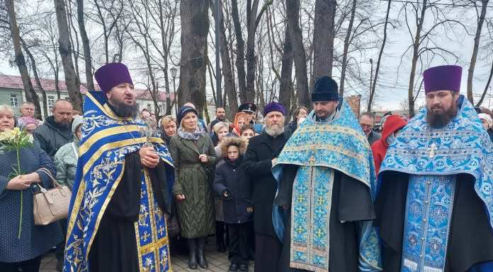 В Апшеронске прошел общерайонный крестный ход в поддержку участников СВО