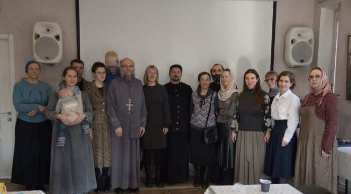 Очередные гости «Семейного клуба» — детский психолог и семья протоиерея Димитрия Ветошкина