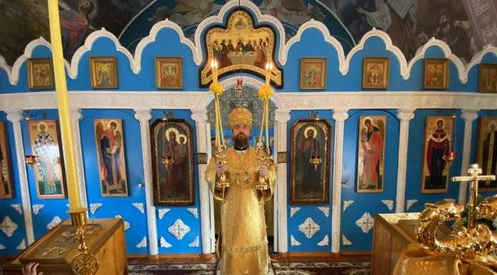 Митрополит Григорий совершил Литургию в Свято-Покровском храме станицы Холмской