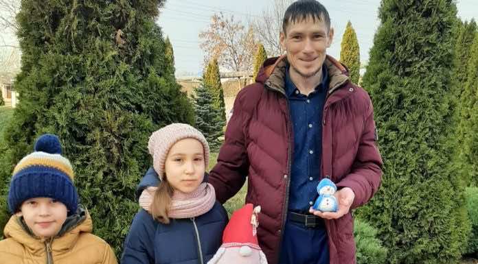 В храме святителя Николая Чудотворца прошла благотворительная Рождественская ярмарка