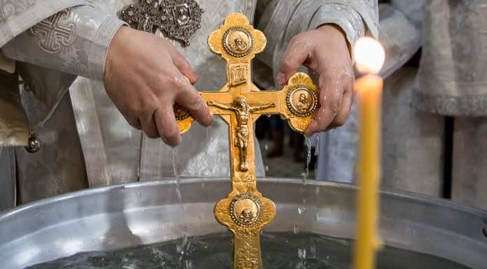 Расписание богослужений храмов г. Краснодара в праздник Крещения Господня, с указанием времени освящения воды и мест для купания