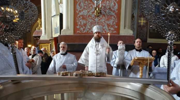 В праздник Крещения Господня митрополит Григорий совершил Литургию и Великое освящение воды