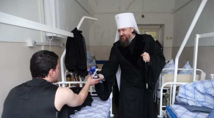 В день Рождества Христова митрополит Григорий посетил военный госпиталь Краснодара