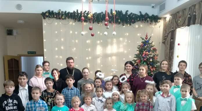 Священник поздравил воспитанников социального приюта станицы Динской с Рождеством Христовым