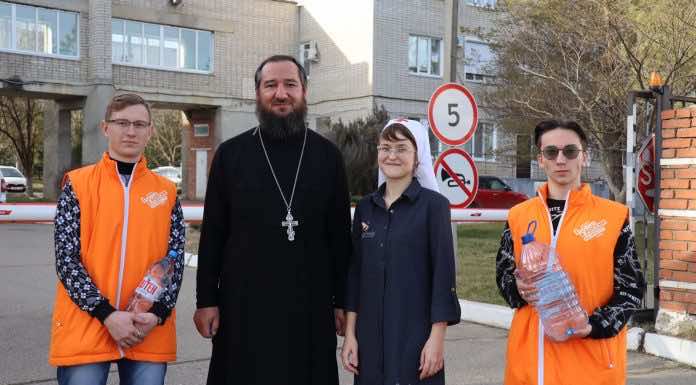 В праздник Крещения Господня священники посетили социальные учреждения Апшеронского района