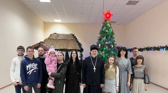 В 17-м Полтавском благочинии прошел Рождественский молодежный вечер