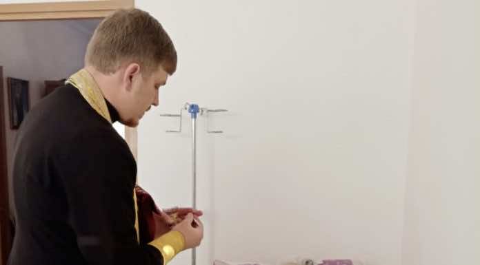 Священник Свято-Сергиевского храма Краснодара посетил пансионат для пожилых людей «Добрые сердца»