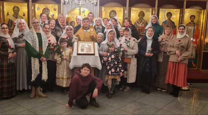 В Свято-Сергиевском храме города Краснодара прошла сестринская Литургия