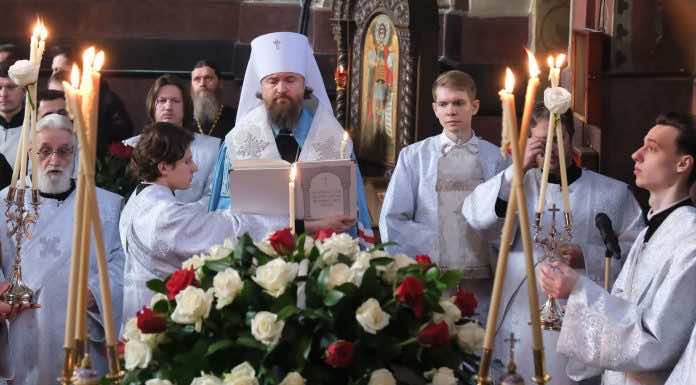 Митрополит Григорий совершил панихиду по митрополиту Исидору в день его тезоименитства