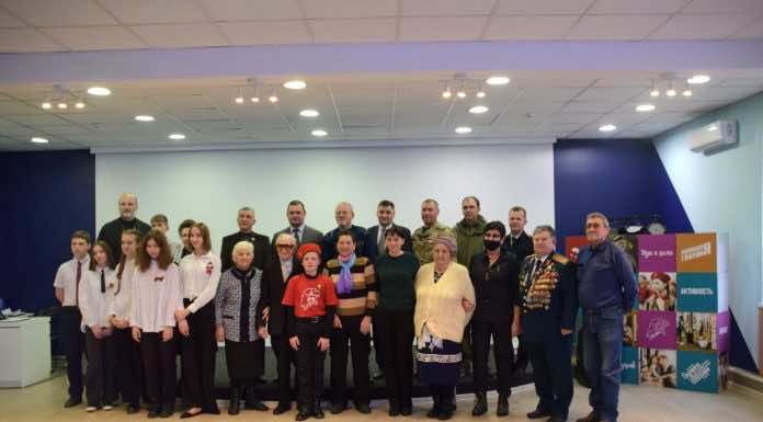 В станице Северской в праздник Сретения Господня прошла встреча в молодежном центре «Этаж»