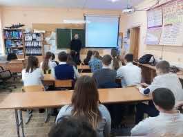 Священник встретился со школьниками станицы Куринской