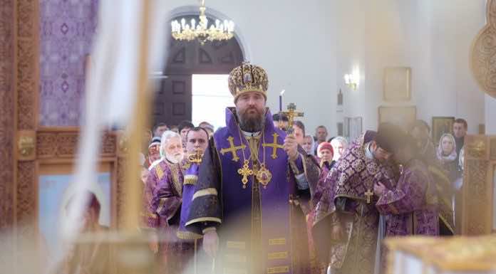 Митрополит Григорий совершил Литургию в храме блаженной Матроны Московской в престольный день