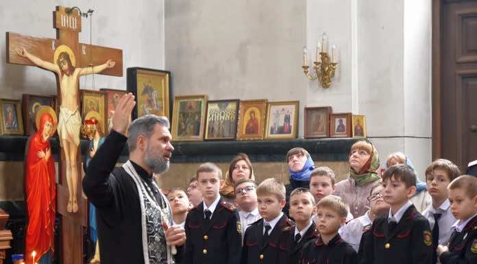 Александро-Невский войсковой собор посетили казачата гимназии № 18