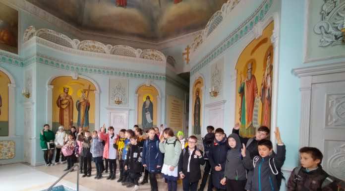 Свято-Троицкий храм станицы Динской проводит экскурсии для школьников