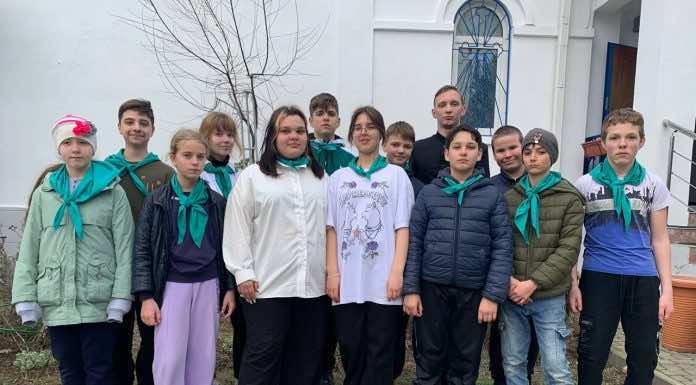 Воспитанники центра «Зерно веры» побывали в лагере православных разведчиков