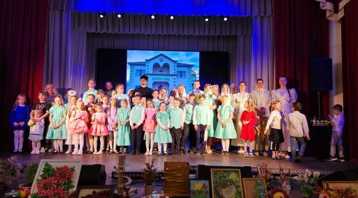 В Динском Центре внешкольной работы прошел пасхальный концерт