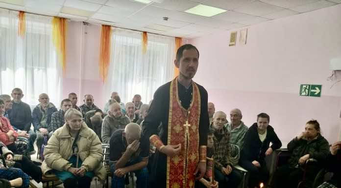 Священник на Светлой седмице посетил Центр социальной адаптации Краснодара