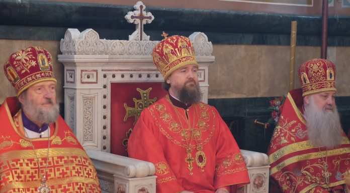 В понедельник Светлой седмицы митрополит Григорий совершил Литургию в войсковом Александро-Невском соборе