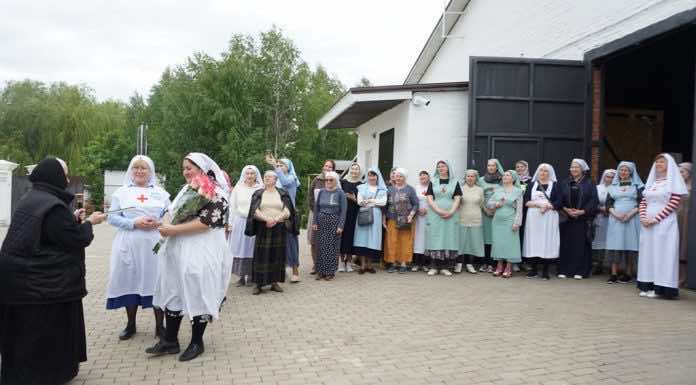 Подворье женского монастыря «Всецарица» посетили сестры милосердия Ростовского военного госпиталя